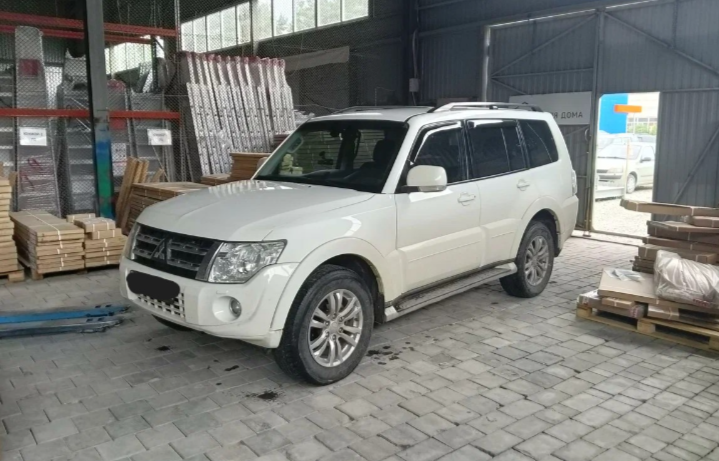 Оформили замену двигателя для автомобиля Mitsubishi Pajero в Киришах за 21000 ₽