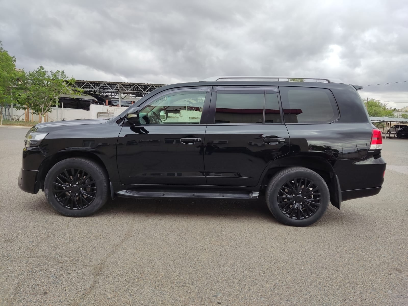 Оформили доп. оборудование на автомобиле Toyota Land Cruiser в Гусь-Хрустальном за 14 000 ₽